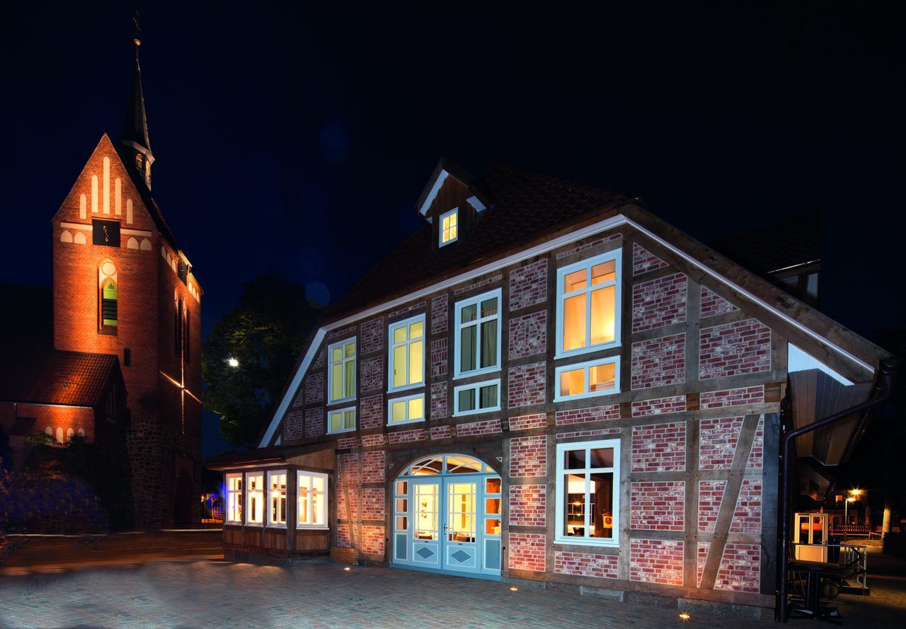 Hotel Schmucke Witwe Bispingen Exteriér fotografie